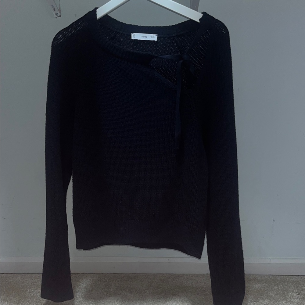 Elegant Navy Blue Women's Sweater